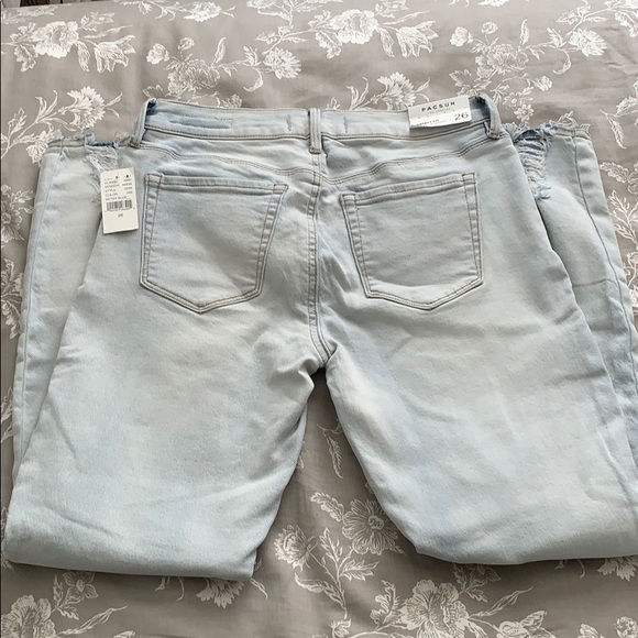 PacSun Jeans❤️ - Picture 3 of 5